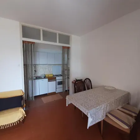 Janja Apartment